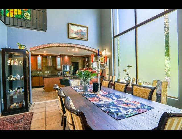 5 BEDROOM HOUSE FOR SALE IN MIDSTREAM ESTATE